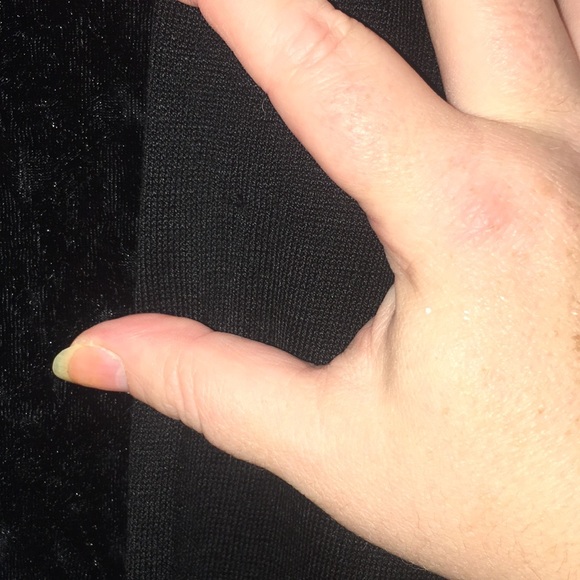 NWOT 3X STUNNING !!! VELOUR AND KNIT SWEATER - Picture 3 of 5